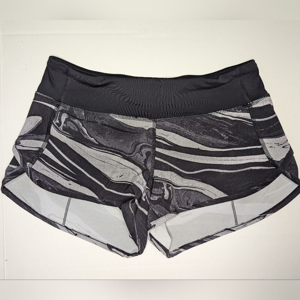 Lululemon Speed Short Marbled Mix Speed Short White Black / Black size 4 #112